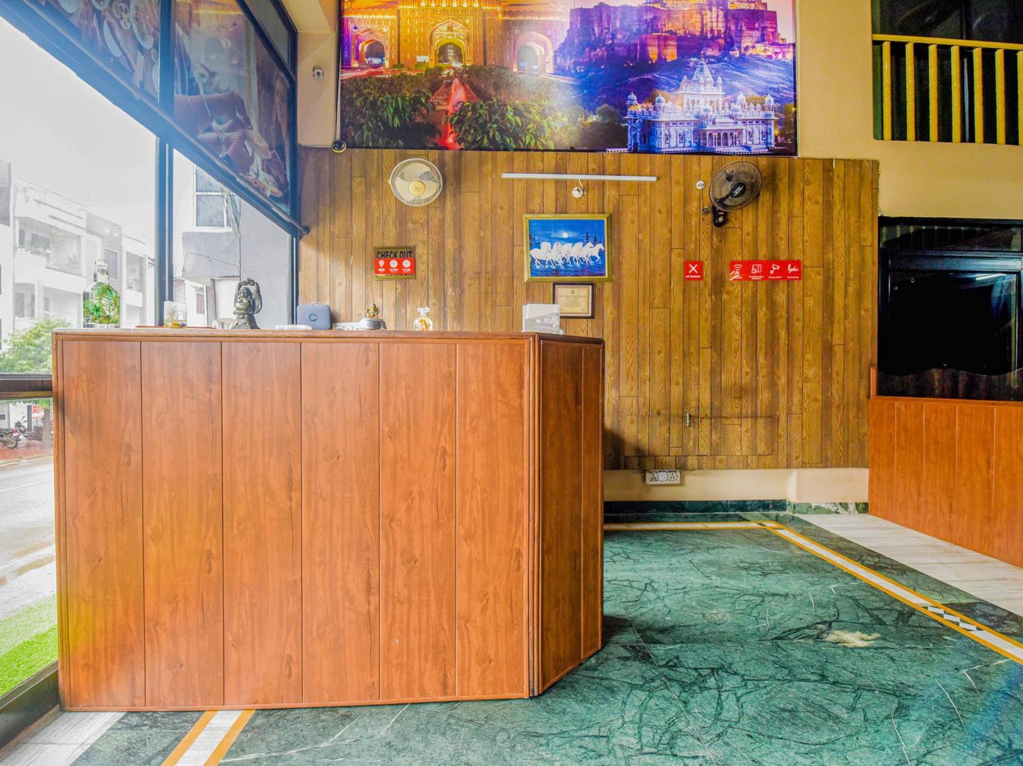 Utsav Hotel Джайпур Екстериор снимка
